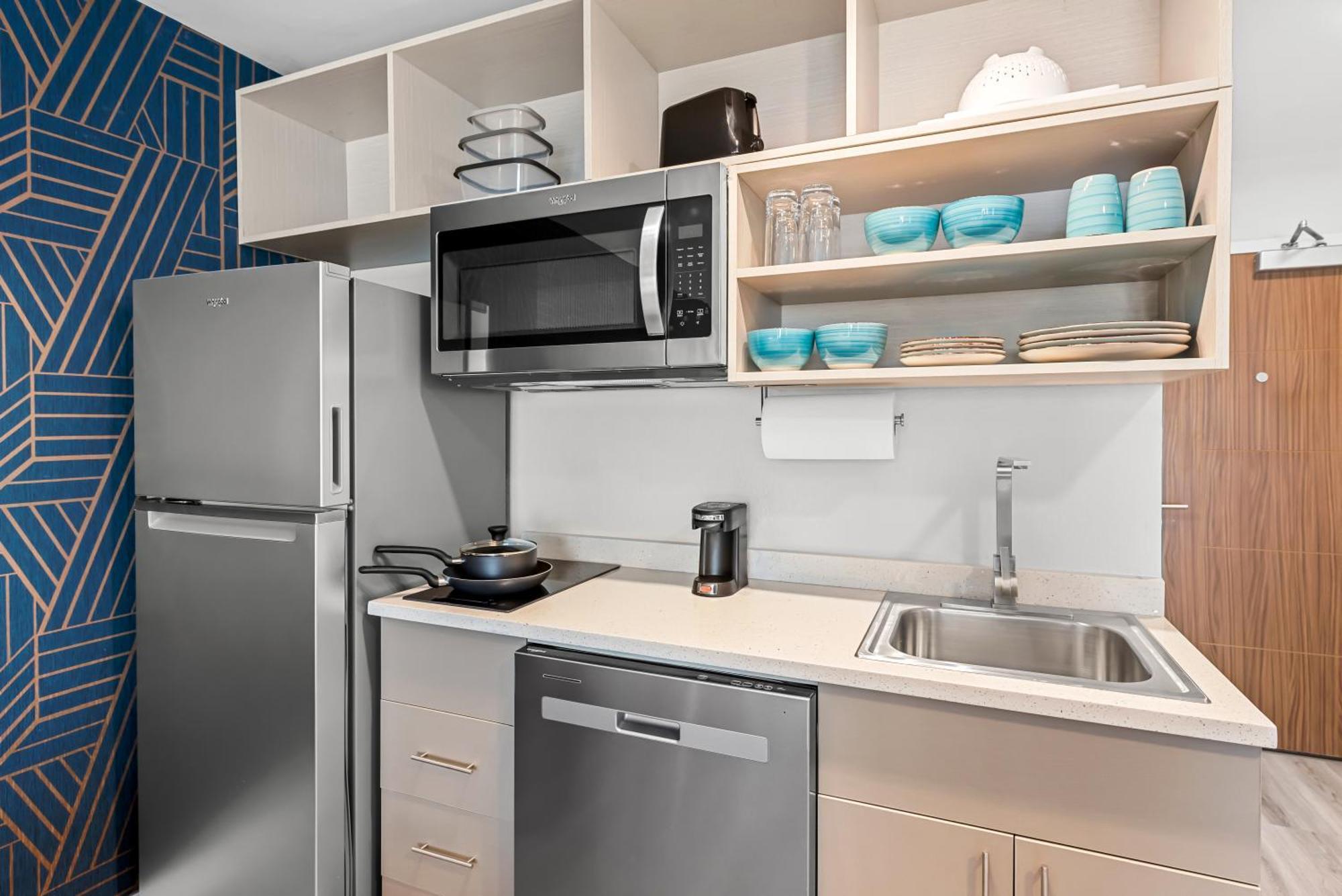 Mainstay Suites Columbus North - Worthington Bagian luar foto