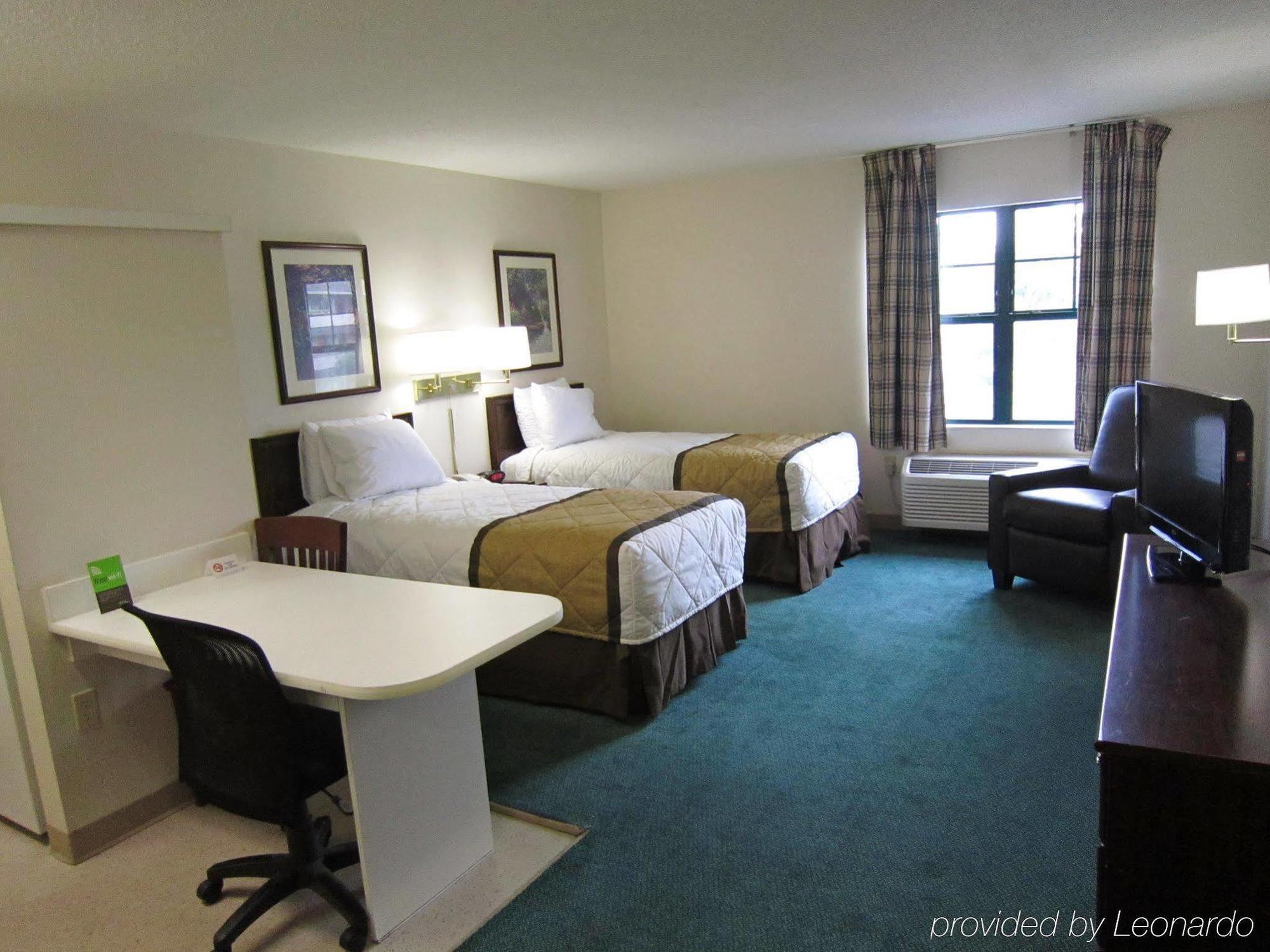 Mainstay Suites Columbus North - Worthington Bagian luar foto